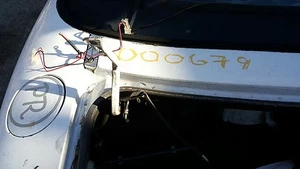 Mazda Miata trunk hinges 90-97 in white  - Picture 1 of 5