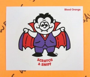 Pegatina vampiro Halloween naranja sangre rascar y oler todo huele grande  - Imagen 1 de 3
