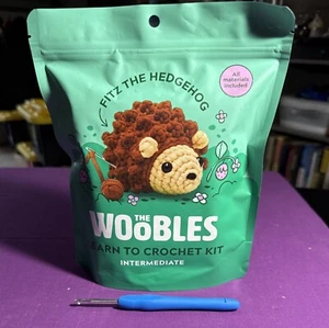 Fitz The Hedgehog Woobles Kit With Plain Blue Hook Intermediate - Picture 1 of 3