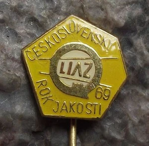 1969 LIAZ Year of Quality Czech Truck & Bus Company Logo Advertising Pin Badge - Picture 1 of 4