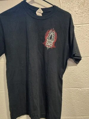 Camiseta tribal rara para hombre negra, logotipo trasero grande Foto 1 de 4