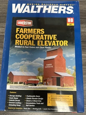 Walthers Cornerstone HO Scale Kit 933-3036 Farmer’s Coop Rural Elevator CC - Image 1 of 2
