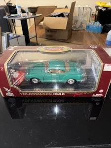 1966 Volkswagen Carmann-Ghia, 1:18 DIE-Cast Model # 92198, New - Picture 1 of 4