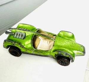 Hot Wheels Redline 1970 Mantis US Apple Light Green w White Interior - Picture 1 of 5