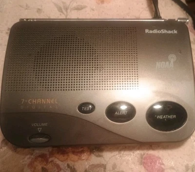 Radio Shack 12-247B Weather Radio Alert 7 Channel NOAA Digital - Tested - Works - Image 1 of 3