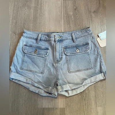 Altar’d State Light Wash Denim Shorts — NWT Size 28 - Image 1 of 4