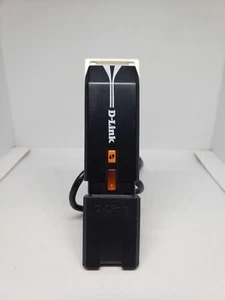D-Link RangeBooster Wireless N USB Adapter DWA-140 WiFi 802.11n & Dock - Picture 1 of 4