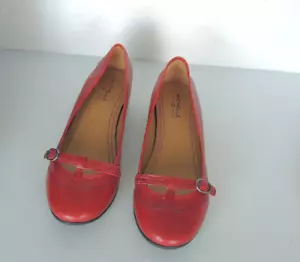 Michelle D Bolero Mary Jane Low Wedge Heels Size 7.5 US 38 EU DARK RED Leather - Picture 1 of 5