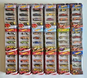 HOT WHEELS MULTI HOLIDAY 5 CAR GIFT PACKS LOT 18 TOTAL PACKS (BRAND NEW) WOW! 🔥 - Picture 1 of 10