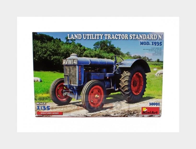 1:35 MINIART Fordson Standard #Tractor 1960 Kit MA38091 - Immagine 1 di 2