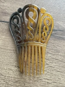 Ancien grand peigne diadème à cheveux en corne - Foto 1 di 7