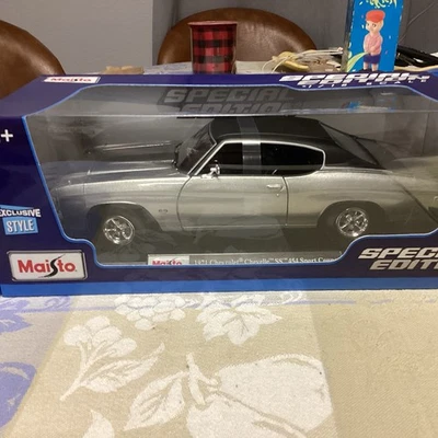 Coche diecast Maisto 1971 Pro Rodz Chevrolet Chevelle SS454 1:18 Foto 1 de 4