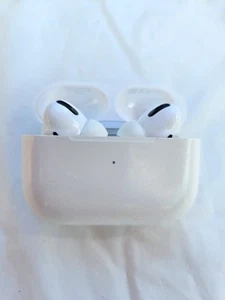 Auriculares Apple AirPods Pro A2084 con cargador - Imagen 1 de 15
