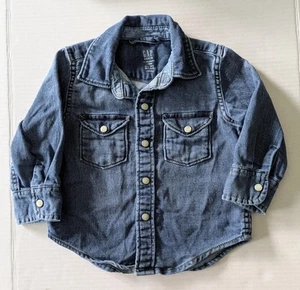 Boy's Gap Denim Size: 12-18 Months Snap Down Long Sleeve Denim Shirt - Picture 1 of 5