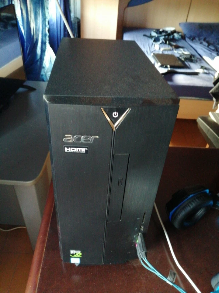 Acer Aspire Tc-886 GAMING PC nero - Immagine 1 di 1
