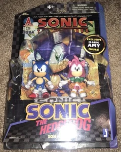 20th Anniversary Sonic the Hedgehog Classic Comic Book Pack - Sonic and Amy - Picture 1 of 9