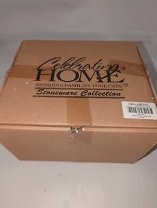 Celebrating Home Stonewear Collection Simply Summer Bean Pot - Picture 1 of 4