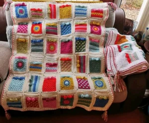 Christmas Blanket large baby cover Granny Square Gift of Christmas Retro colors - Picture 1 of 11