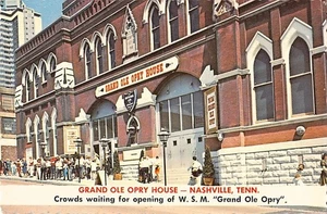 Postcard TN: Crowds @ Grand Ole Opry House, WSM, Ryman, Nashville, Tennessee 4x6 - Picture 1 of 2