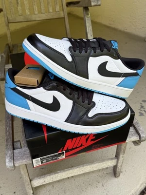 Nuevo Nike Air Jordan 1 Retro OG Bajo UNC Azul EE. UU. Hombres Talla 12.5 | UK11.5 CZ0790 104 Foto 1 de 4