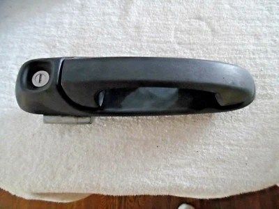 07 DODGE DURANGO MANIJA PUERTA EXTERIOR CONDUCTOR DELANTERO 02-08 1500 PICKUP 05 DAKOTA  Foto 1 de 2