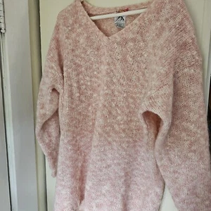 JK America Woman's Pink And White Wool Blend Sweater Sz 18/20 V Neck Vintage Y2 - Picture 1 of 7