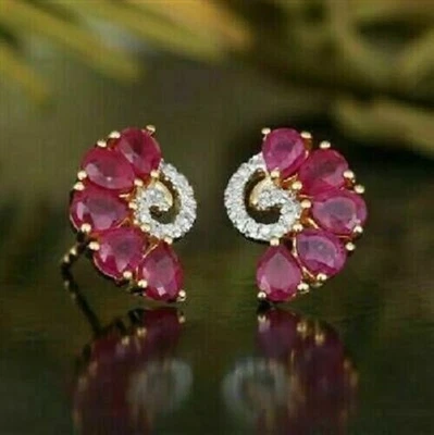 Aretes para mujer de rubí rojo simulado corte pera de 3 quilates enchapados en oro amarillo de 14 quilates Foto 1 de 4