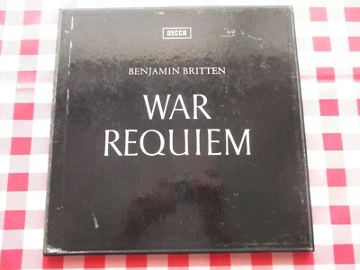 BENJAMIN BRITTEN WAR REQUIEM 1963 DECCA STEREO 2LP BOXSET (WIDEBAND LABEL) - Image 1 of 4