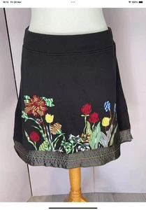 Desigual Black Floral Embroidered A-line Skirt Lg VGC G - Picture 1 of 12