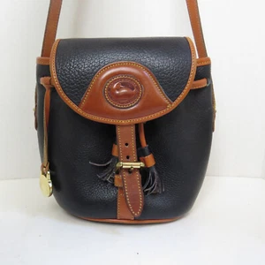 Vintage Dooney & Bourke Black All Weather Crossbody Purse Bag - Picture 1 of 9