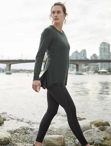 Athleta SUEDED STRUT TIGHT in Black, S, Legging Yoga Gym - Picture 1 of 3