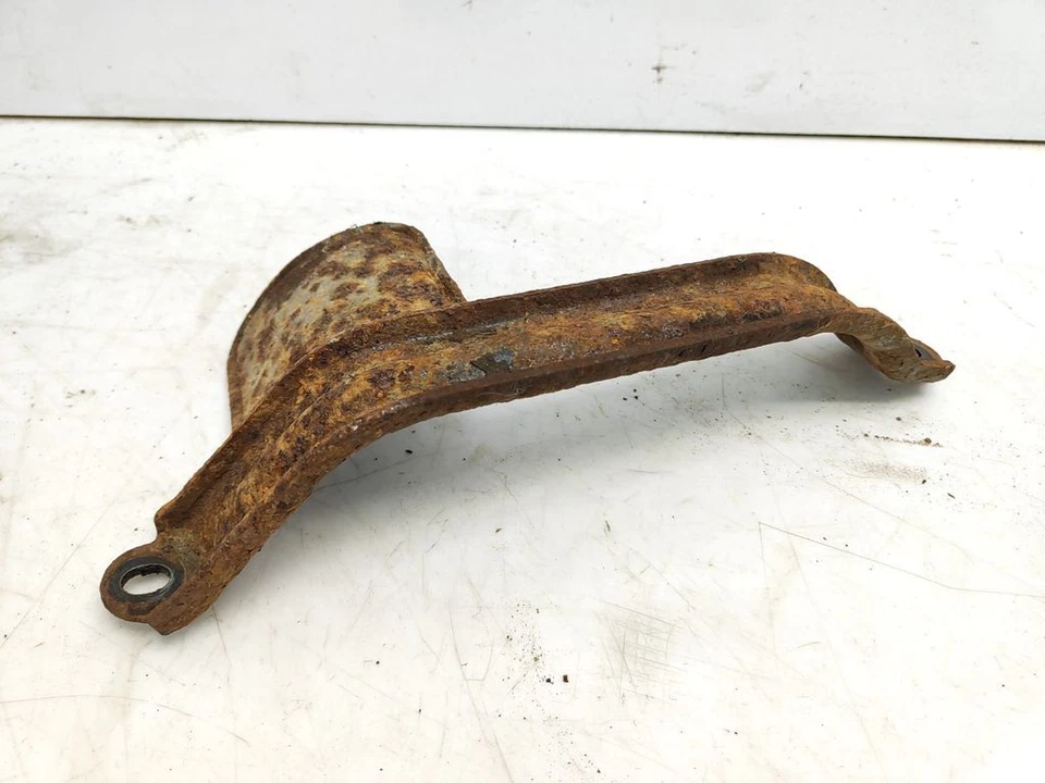 Soporte silenciador Hyundai Santa Fe MK2 2.2CRDi 114kW 2007 Foto 1 de 4