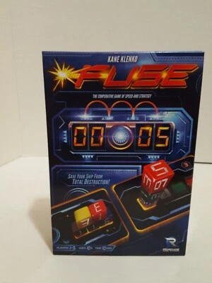 Fuse Dice Game  - Image 1 of 4