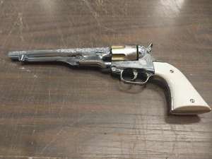 Vintage Made In USA Hubley Colt 45 Cap Shooting Toy Cowboy Western - Picture 1 of 12