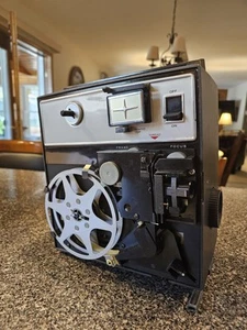 Kodak Automatic 8 8mm Projector Model 1 w/ Box & Instructions Ex Cosmetic Cond. - Picture 1 of 16