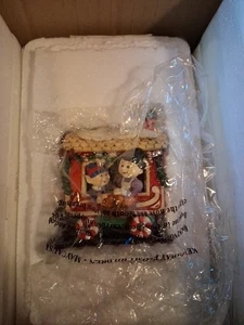 Bradford Exchange Hamilton Rudolph "Goditi la stagione più dolce" Christmastown Exp - Foto 1 di 3