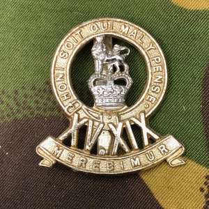 Original British Army Regimental Cap Badge - 15th/19th The King's Royal Hussars - Picture 1 of 6