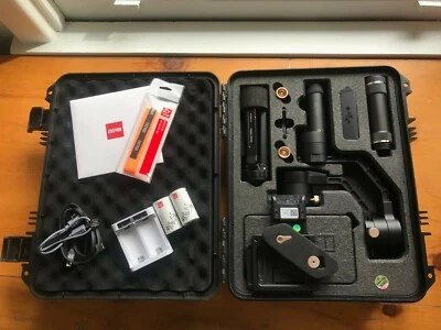 Zhiyun Crane Plus 3-Axis Handheld Gimbal Stabilizer MINT CONDITION / 2.5kg load - Image 1 of 4