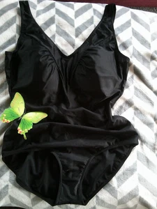 Große Größe LinelTEX Damen - Badeanzug  Fb . Schwarz  Gr . 46 B NEU !  B1 - Bild 1 von 4