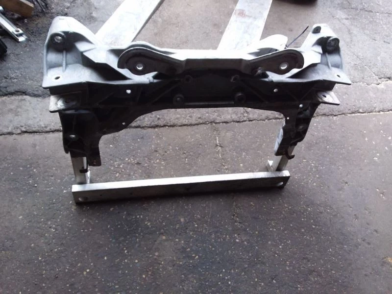Crossmember/K-Frame delantero AWD compatible con 09-11 Infiniti FX SERIES 349528 Foto 1 de 4