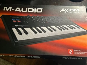 USB MIDI Keyboard M-Audio Axiom AIR Mini 32 w/ Drumpads - Mac PC iOS Android DAW - Picture 1 of 3