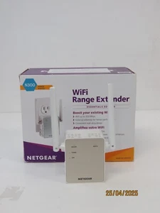 NETGEAR EX6120-100NAS AC1200 Dual Band WiFi Range Extender [DJ829] - Afbeelding 1 van 5