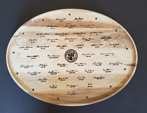 WELL TOLD Retired Presidents Of The United States Signatures Oval Platter - Picture 1 of 4