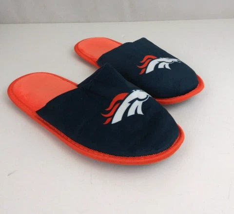 FOCO Denver Broncos Men's Comfy House Slippers Size Medium 9-10 Cover