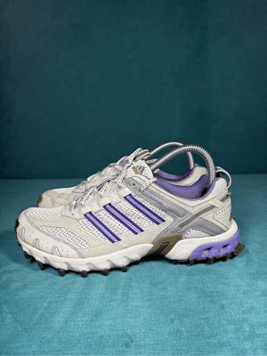 Size 8 - Women’s Adidas Kanadia TR trail shoes - Image 1 of 4