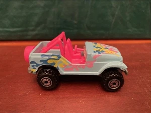 Vintage Hot Wheels 1990 Trailbuster Jeep Pink/Blue Diecast #110 Mattel Car - Picture 1 of 4