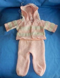 Rosa & weiß Puppe Strick Kapuze Strick Pullover Set - Bild 1 von 7