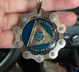 OG Alcoholics Anonymous Keychain Gray Chain AA Chip Holder Biker Recovery Men - Picture 1 of 6