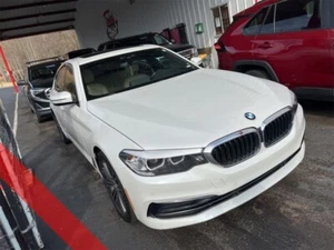 2019 BMW 5-Series 530i xDrive - Picture 1 of 4