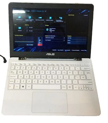 Asus Vivobook E203N  Intel Celeron 2GB Ram Windows 10 Laptop PC - Image 1 of 4